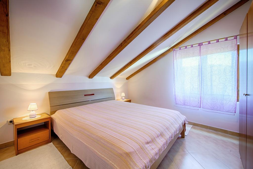 Apartments Pol Murvu Vis Kültér fotó